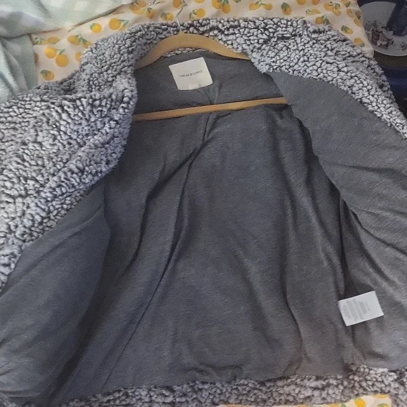 Thread & Supply Sherpa Jacket - Picture 8 of 8